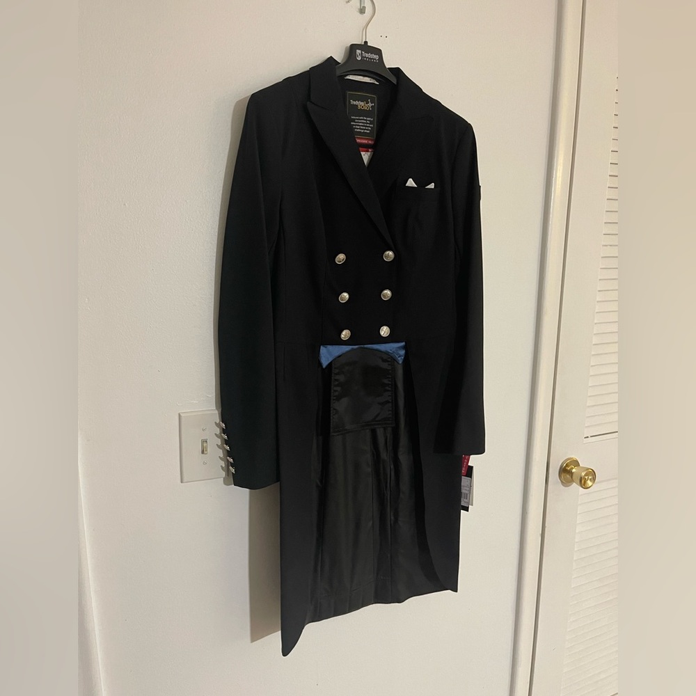 TREDSTEP IRELAND SOLO COAT DRESSAGE LADIES TAILS SIZE 2
